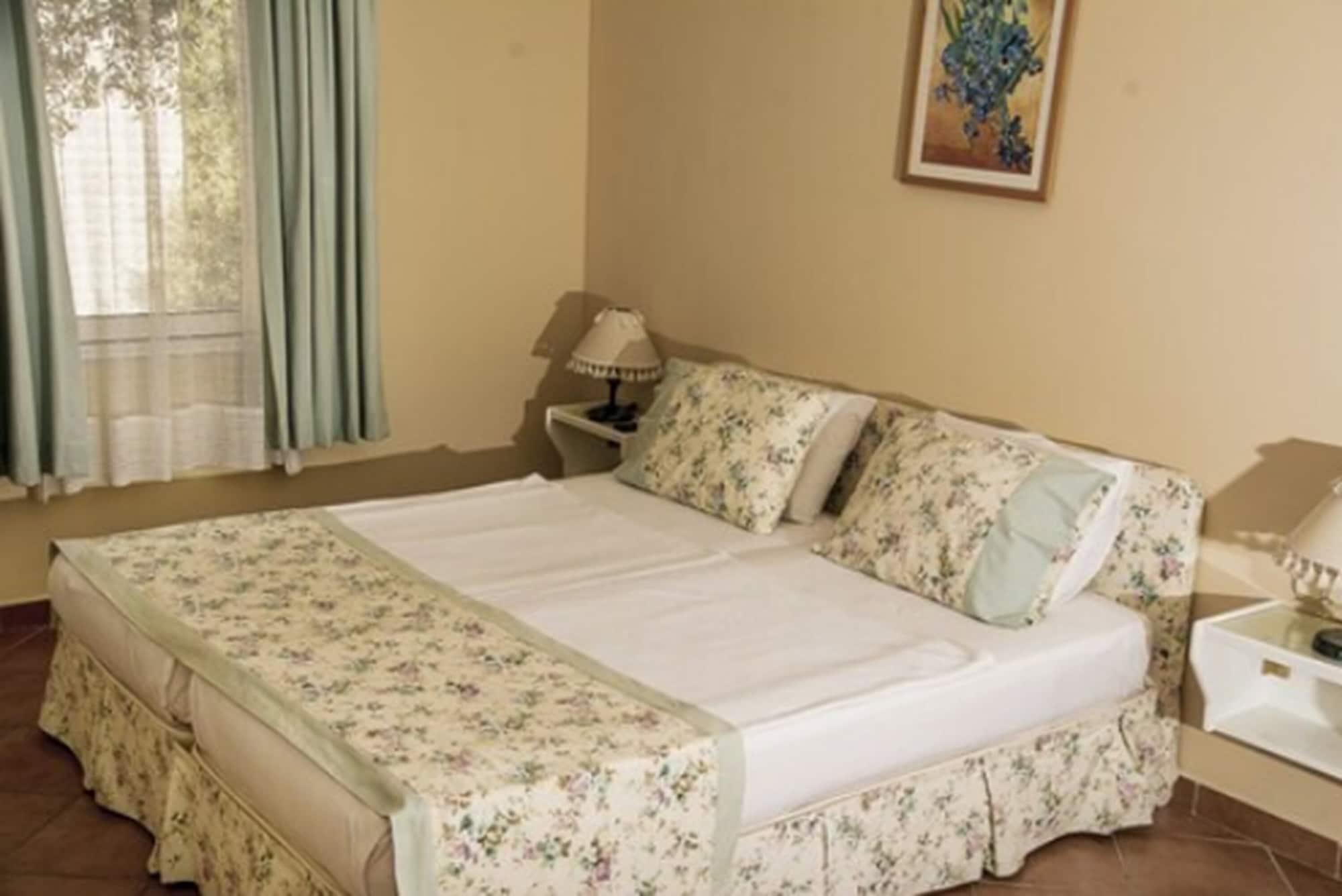 Hotel Princess Diltua 博德鲁姆 外观 照片
